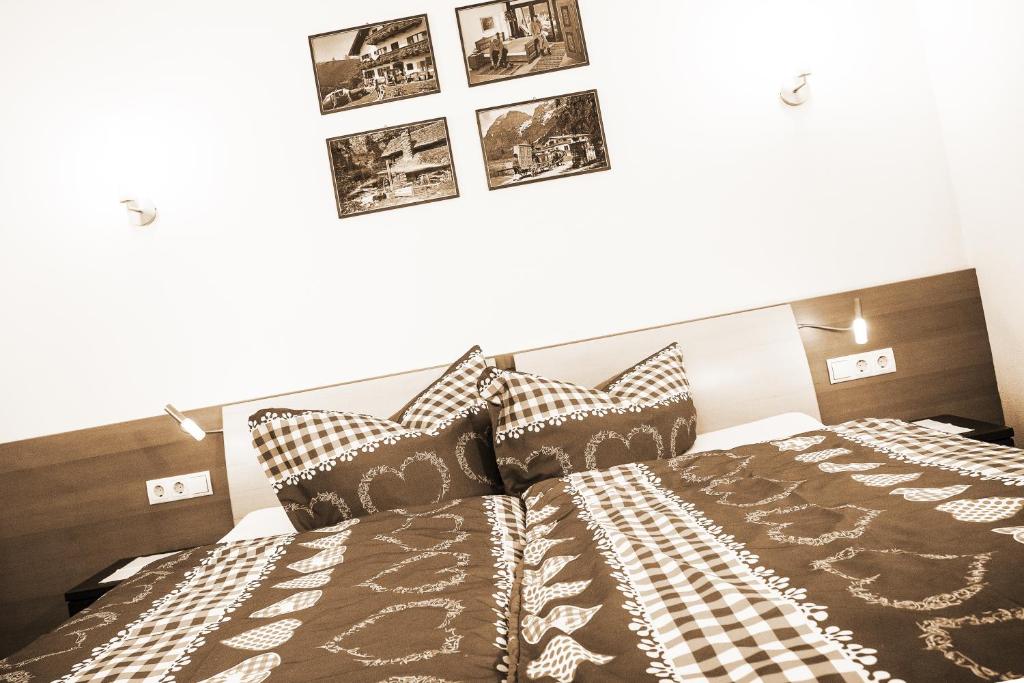 Postel nebo postele na pokoji v ubytování Ferienhaus Alex
