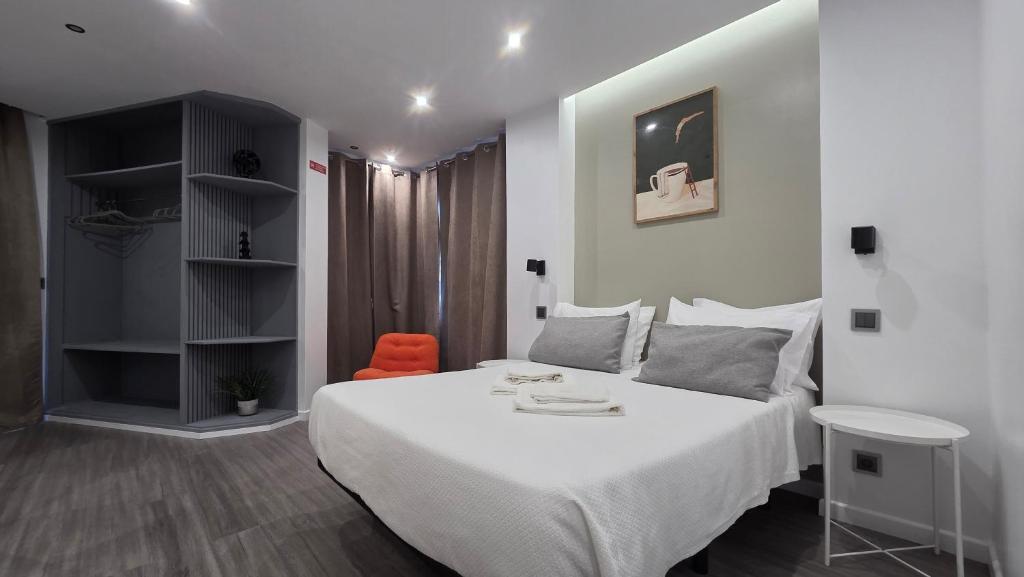 The Jolie - Apartments by the Ocean, with Free Parking - Appartamento