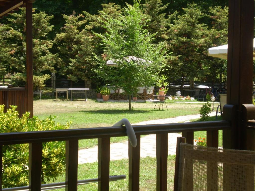 Zahrada ubytování Dodis Village
