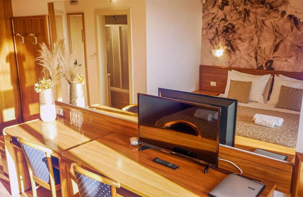 Hotel Villa Letan - Single Room With Sea View