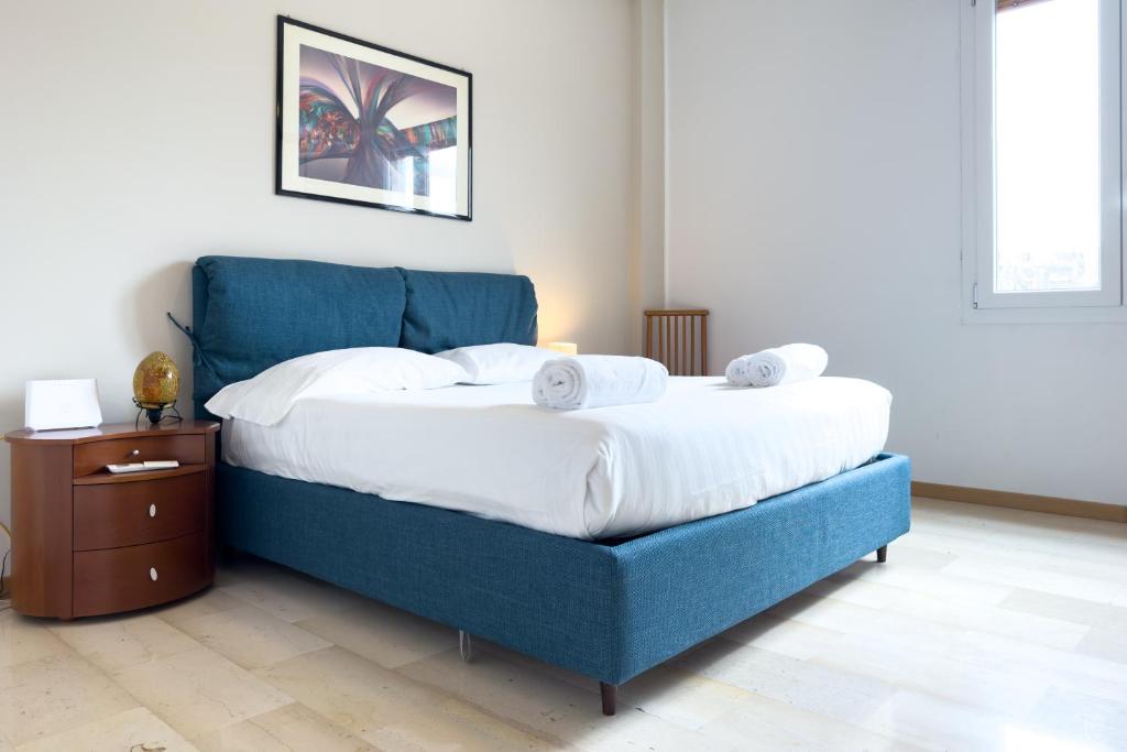 Orea Spiti - Modern Rosselli
