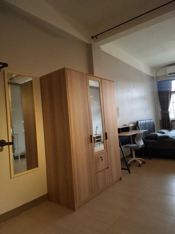 Workspace evidence from Chao phaya house Near Asiatique