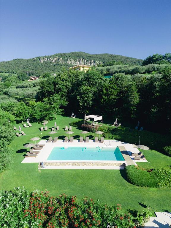 an aerial view of a resort with a swimming pool at Relais Rossar Boutique Hotel Garda & Hills in Costermano