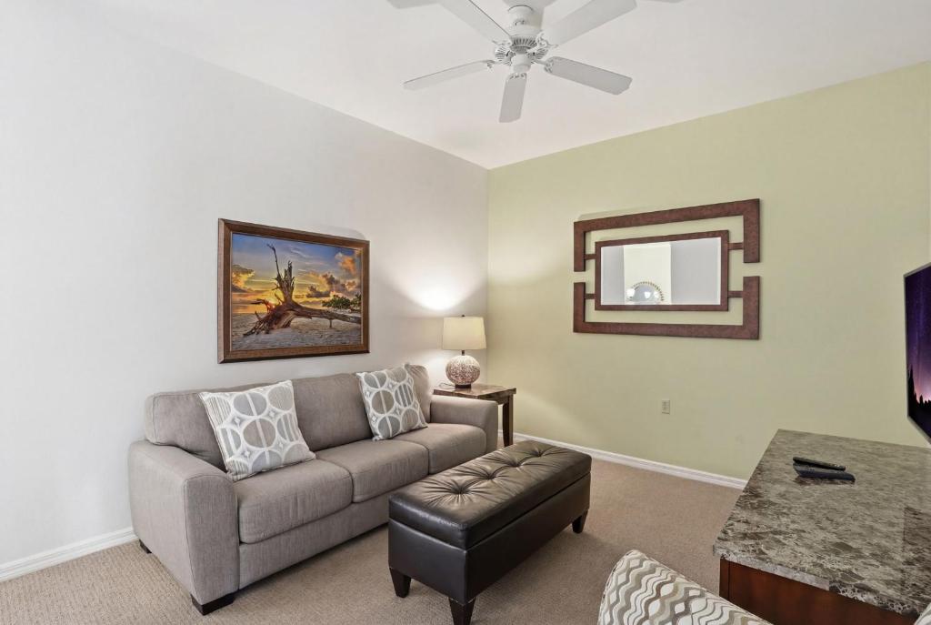 GreenLinks Golf Villas at Lely Resort photo