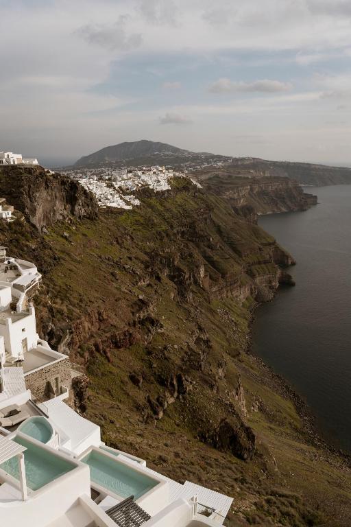Aqua Luxury Suites by NOMÉE Hospitality Group photo