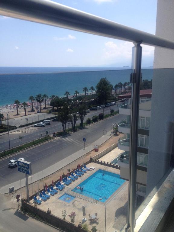 Nespecifikovaný výhled na moře nebo výhled na moře při pohledu z aparthotelu