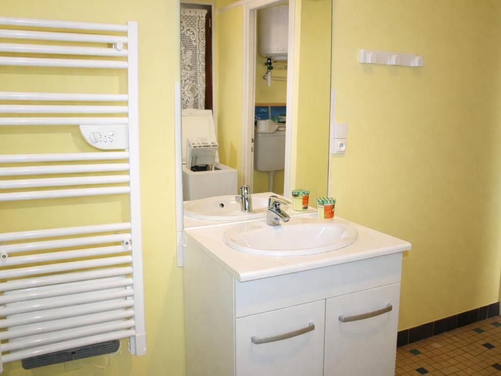 Maison Plain-Pied Proche Plage et Commerces à La Tranche-sur-Mer – Idéal Familles - FR-1-22-210 - Holiday Home (5 Adults)