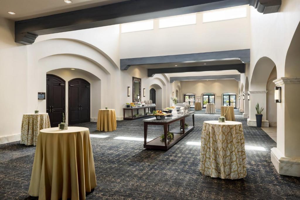 Kimpton Miralina Resort and Villas by IHG photo