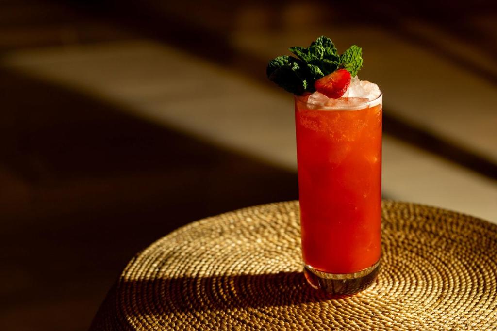 Kimpton Miralina Resort and Villas by IHG photo