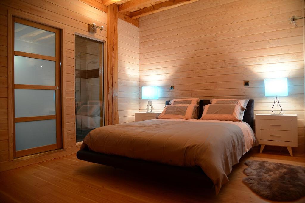 Domaine du Mont Monnet - Chambre d'hôtes & Gîte - Room King Superior