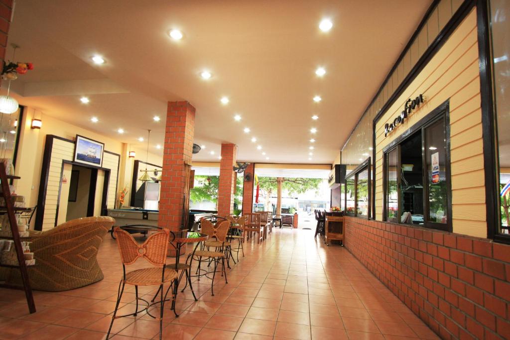 Restaurace v ubytování Chaba Chalet Hotel