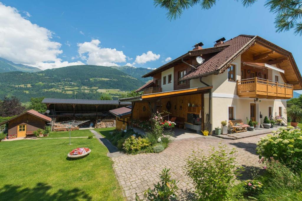 Výhľad na hory alebo výhľad na hory priamo z apartmánu