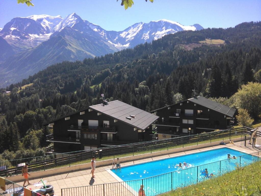 appart st gervais le Topaze - Apartment With Balcony