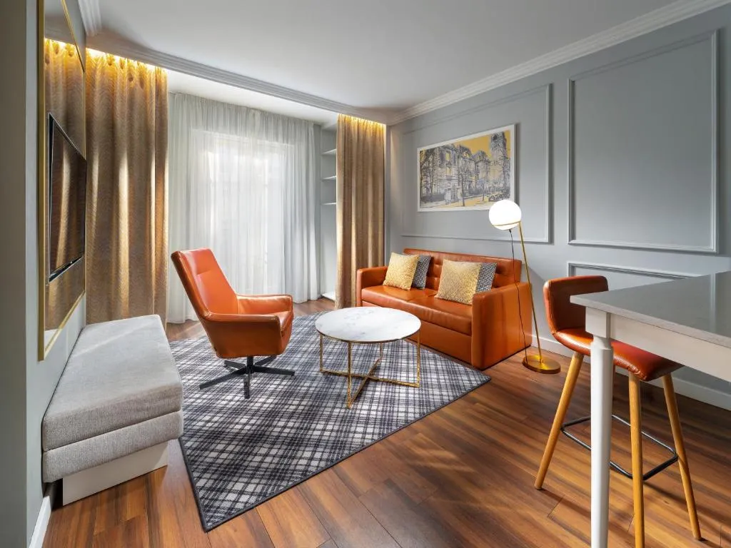 Mamaison Residence Izabella Budapest in Budapest