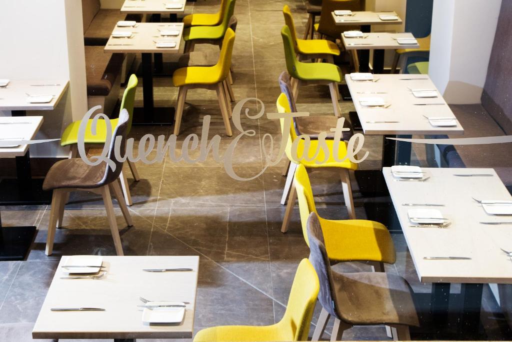 Restaurace v ubytování Ddream Hotel