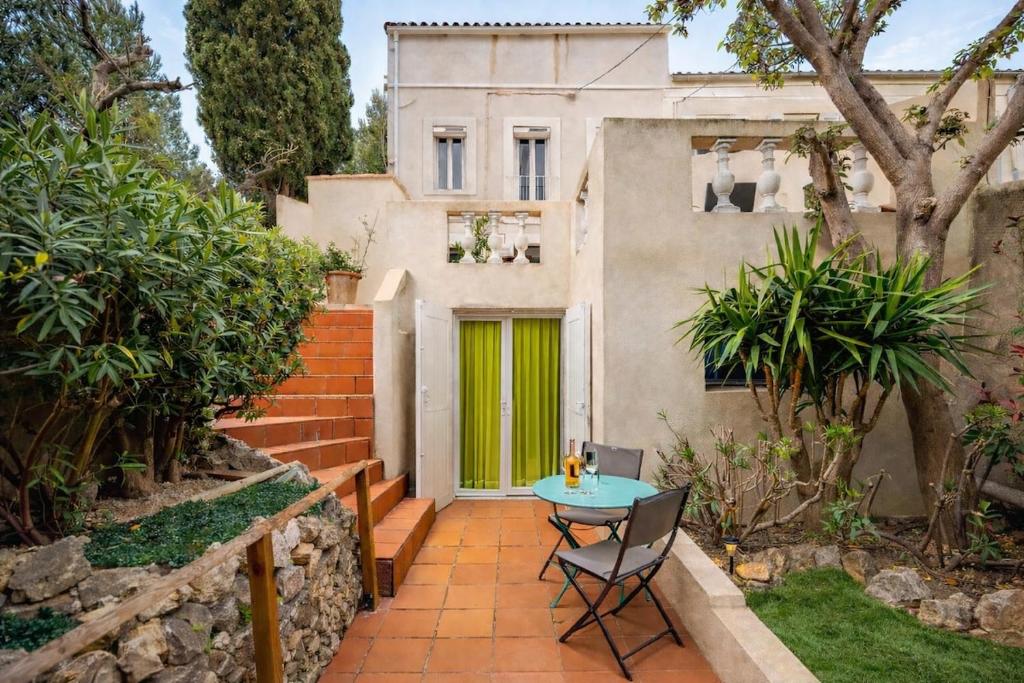 Studio cosy avec terrasse et jardin VAUBAN