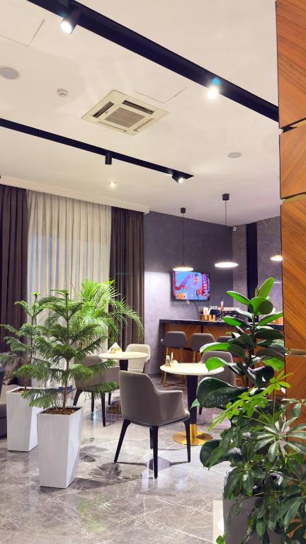 لابی و فضای عمومی Frankfort Hotel and Spa - تصویر ۵