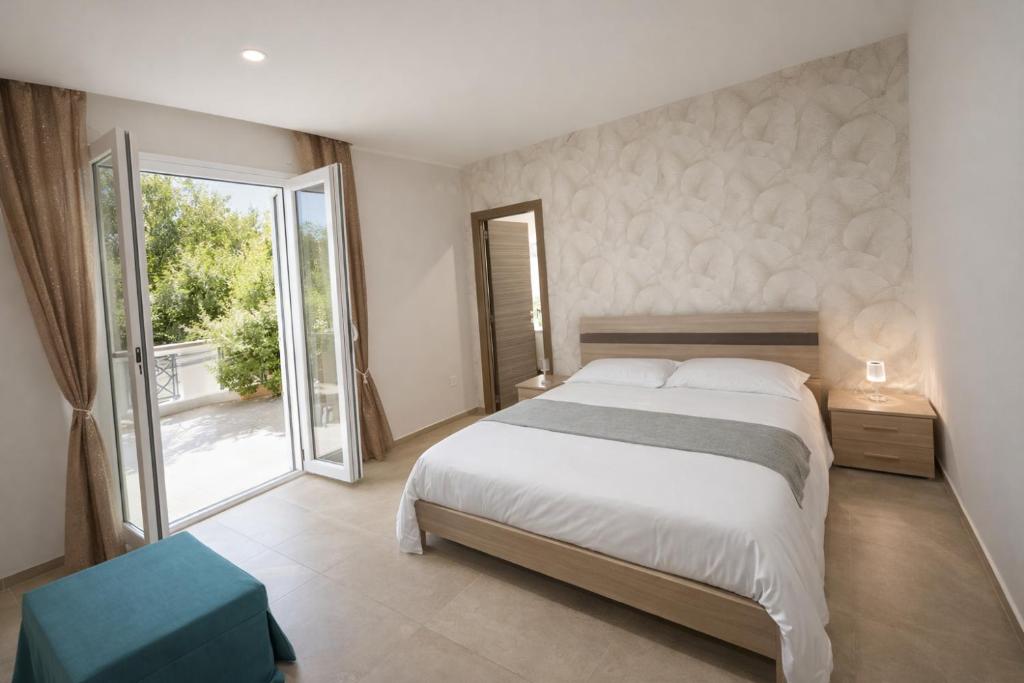 Coast to Coast Rooms & Pool Parcheggio e Piscina vicino Pompei