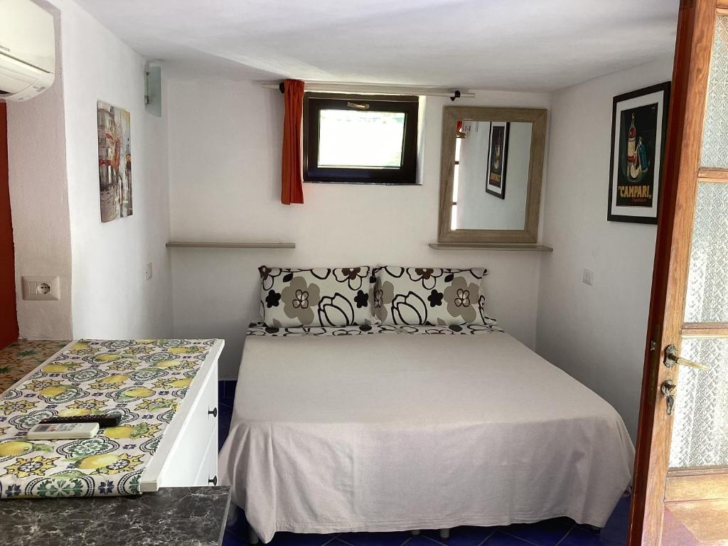 Casetta Minghitto Relaxing rooms in Capri - Camera Matrimoniale O Doppia