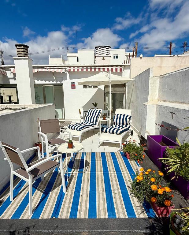 Habitación privada con Baño en un moderno y céntrico Atico en Ciutat Vella