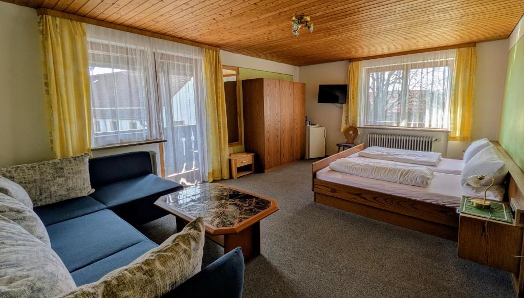 Gasthof zur Post - Large Double Room