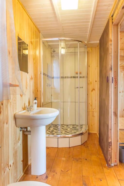 Kalahari Lion's Rest - Luxe Tweepersoonskamer Met Balkon
