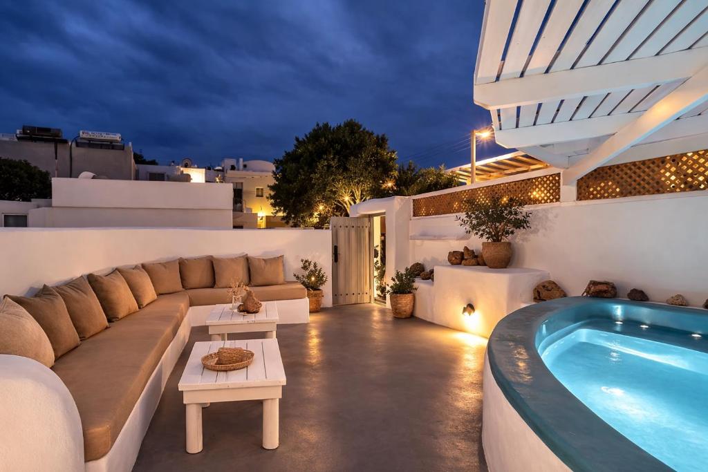 Aether Canava - Heated Pool in the heart of Fira