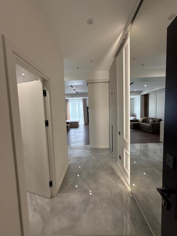 تصویر اتاق‌های City Comfort Apartment - best location, fast Wi-Fi and stylish - تصویر ۲