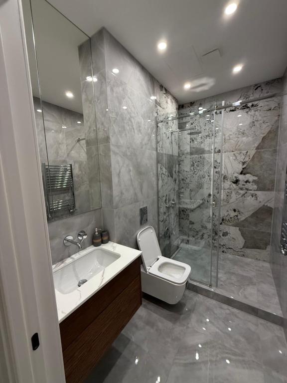 فضای داخلی City Comfort Apartment - best location, fast Wi-Fi and stylish در ایروان - تصویر ۳