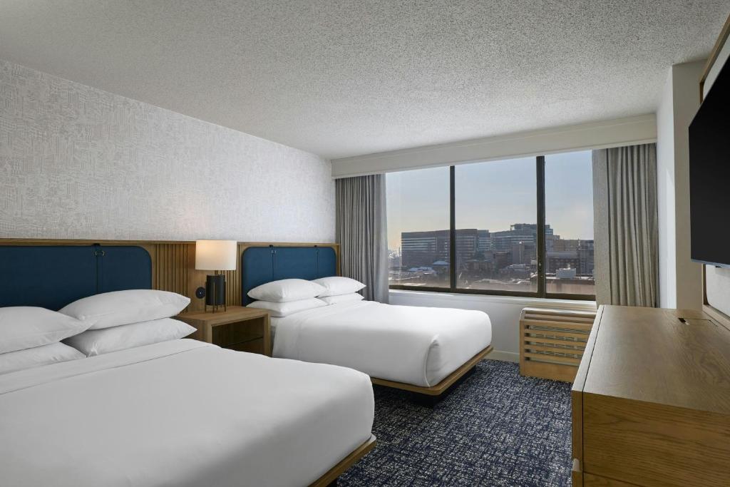 Sheraton Philadelphia University City Hotel - 
