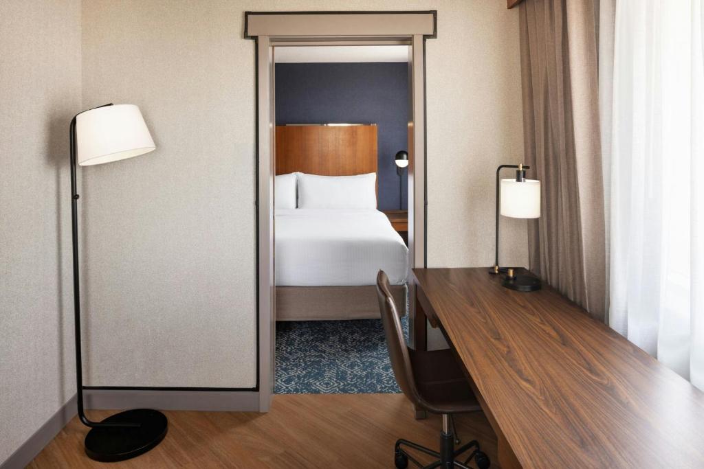 Four Points by Sheraton Halifax photo