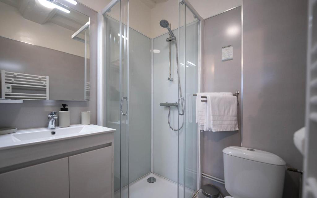 Le Declic - Standard Triple Room