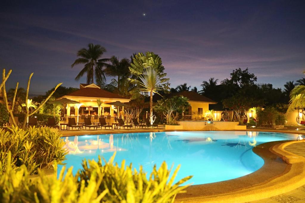 Piscina di Turtle Bay Dive Resort o nelle vicinanze