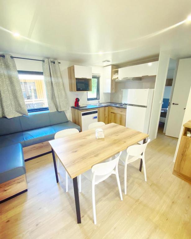 Camping le Pré des Moines - Deluxe Bungalow