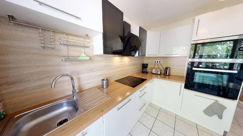 Appartement F4 refait proche université – photo 3