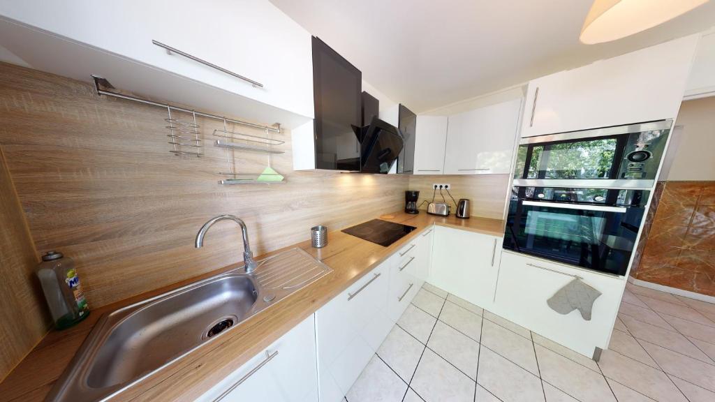 Appartement F4 refait proche université – photo 8