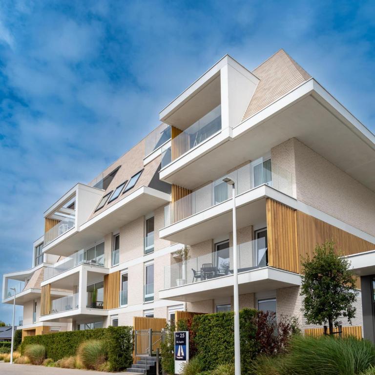 an image of an apartment building at Sailors' Park Villa Zephir in Nieuwpoort