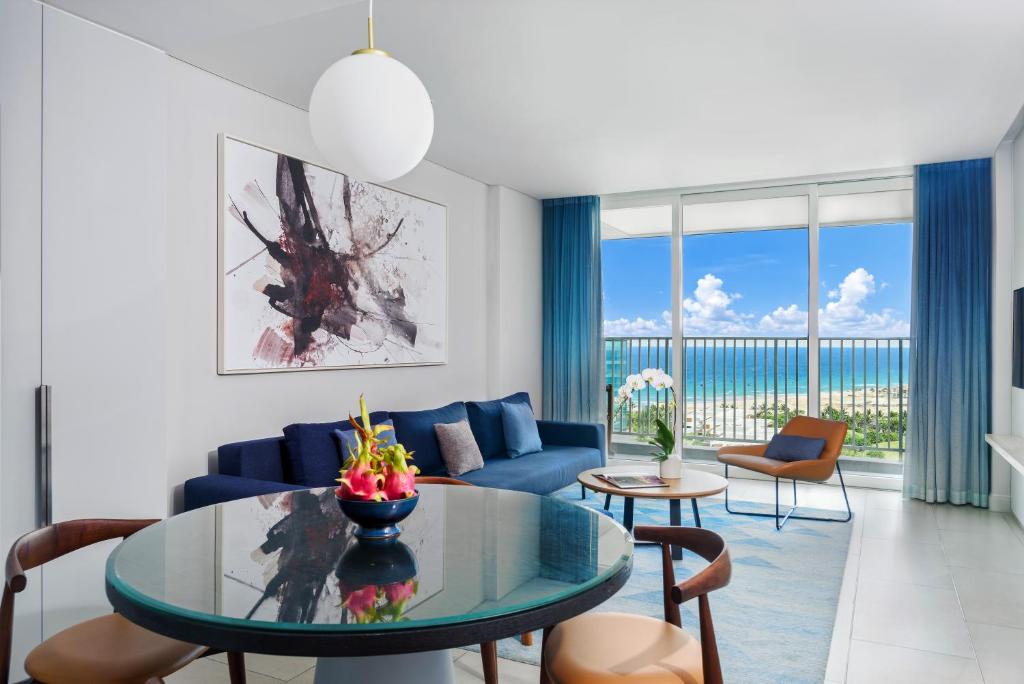 1 Bedroom Suite with Terrace Ocean View – King Bed - 70 sqm