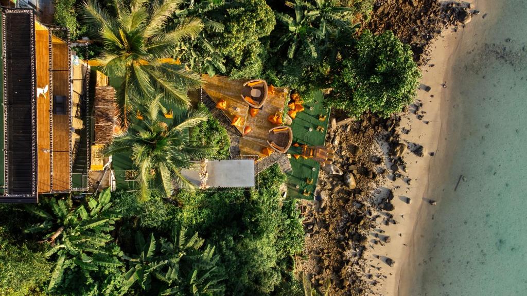 فضای داخلی The Cozy Beachfront Phuket در پوکت - تصویر ۳