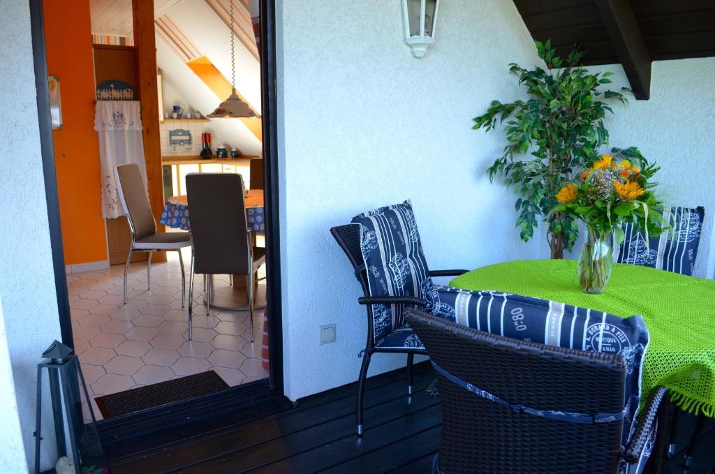 Posezení v ubytování Ferienwohnung Rennsteigblick