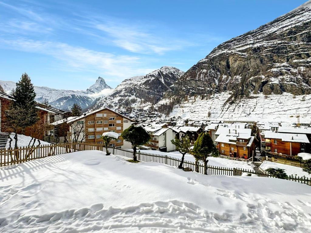 Matterhorn Horizon - Zermatt Swiss Alps