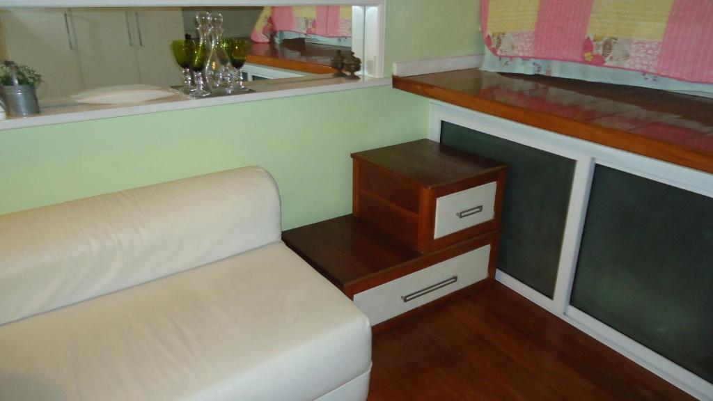  Studio Renata