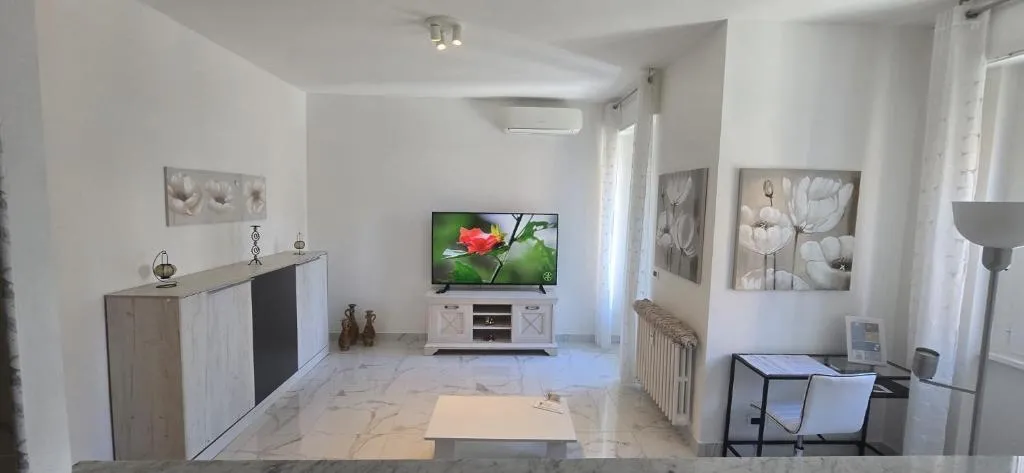 Felicia's Apartment