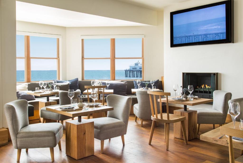 Malibu Beach Inn photo