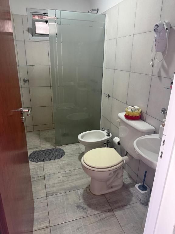 Hospedaje Familiar el Nispero Alojamiento en Oncativo