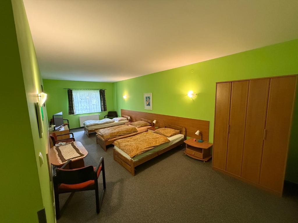 Restaurant & Guest House 