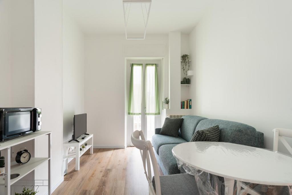 GuestHost - Comfy Balcony Apartment X4 Turro