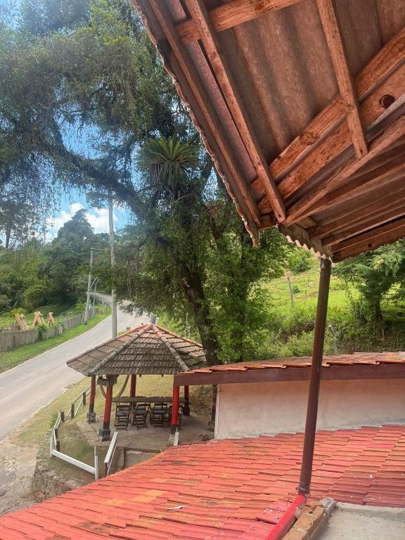 Quarto n°7 de solteiro acomoda 4 pessoas