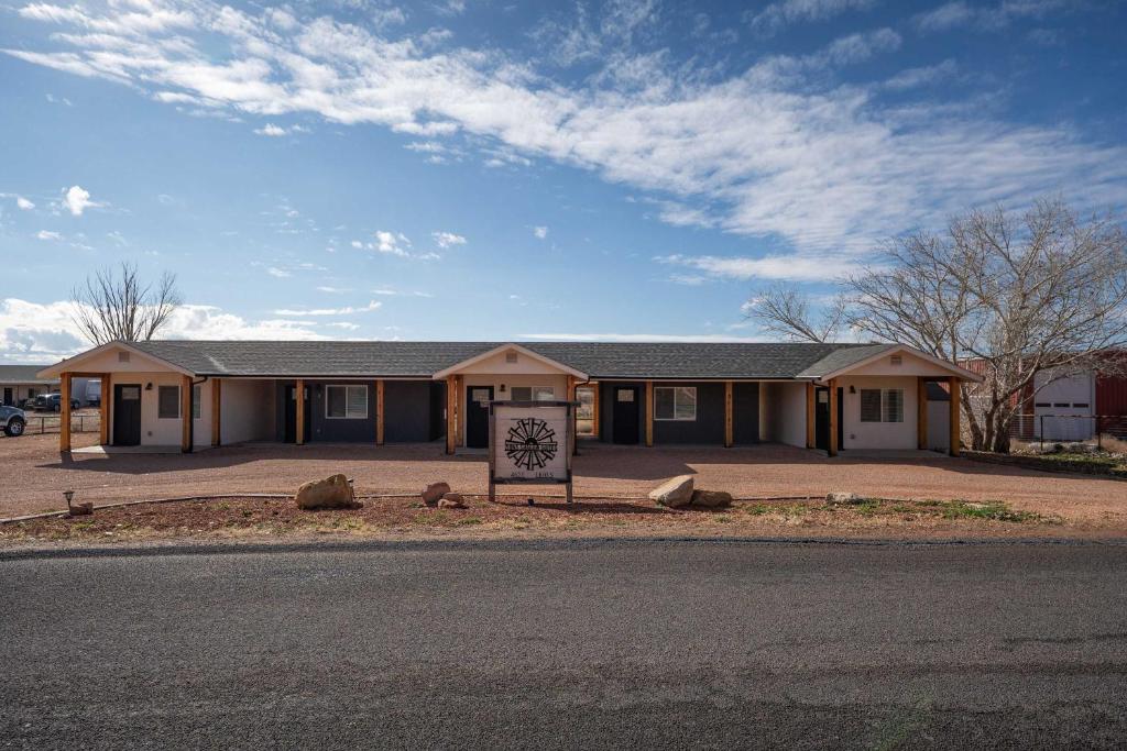 a building on the side of a road at Red Rock Views Tiny Suite Kanab Basecamp in Kanab