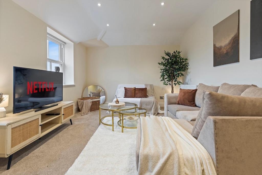 Stunning and Spacious Harrogate Apartment - Housity
